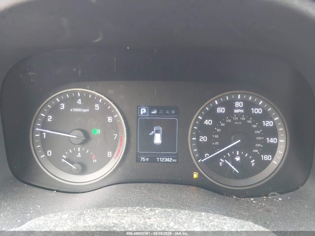 KM8J33A42GU102171 Hyundai TUCSON SE