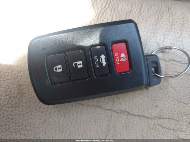 2014 Toyota Camry Xle V6 მანქანა იყიდება აუქციონზე, vin: 4T1BK1FK8EU540273, აუქციონის ნომერი: 46003175