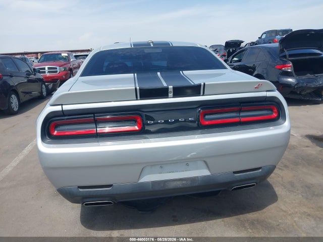 46003176 :رقم المزاد ، 2C3CDZGG8KH759989 vin ، 2019 Dodge Challenger Sxt Awd مزاد بيع