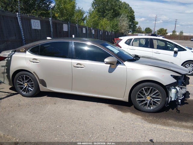 Lexus ES 350 2016 JTHBK1GG3G2221262 Image 13