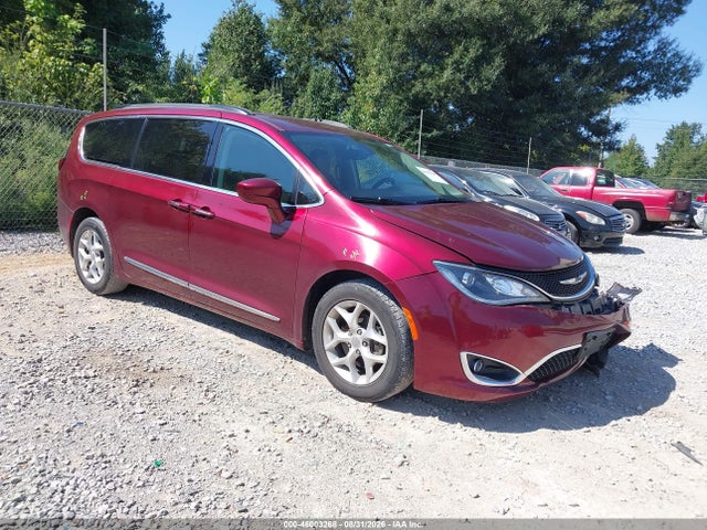 46003268 :رقم المزاد ، 2C4RC1BG6HR820437 vin ، 2017 Chrysler Pacifica Touring-l مزاد بيع