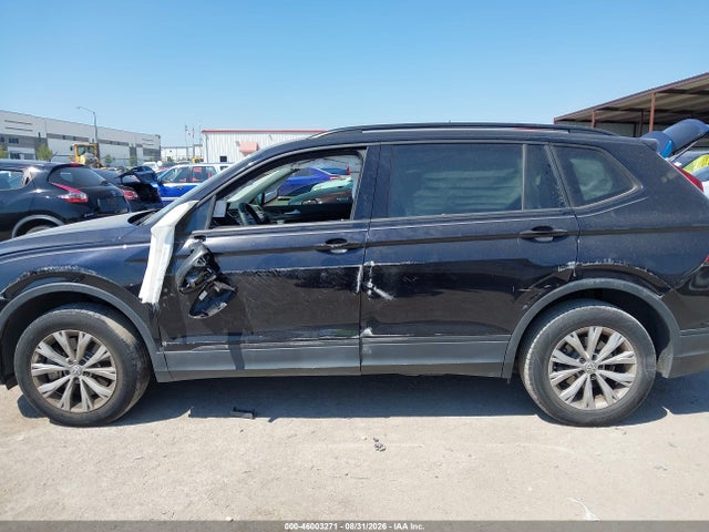 2020 Volkswagen Tiguan 2.0t S მანქანა იყიდება აუქციონზე, vin: 3VV1B7AXXLM013828, აუქციონის ნომერი: 46003271