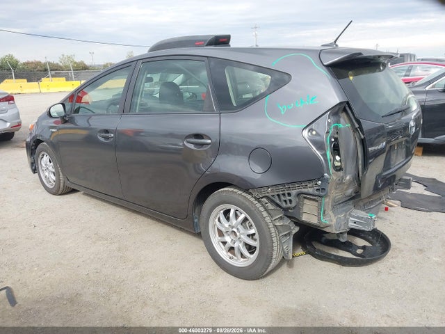 JTDZN3EU8FJ031179 Toyota Prius V Three