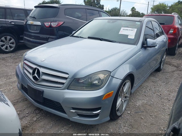 46003307 :رقم المزاد ، WDDGF5HB1DR260981 vin ، 2013 Mercedes-benz C 350 Sport مزاد بيع