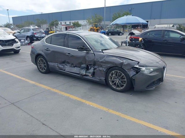 Alfa Romeo Giulia Rwd 2018 ZARFAEBNXJ7575332 Image 1