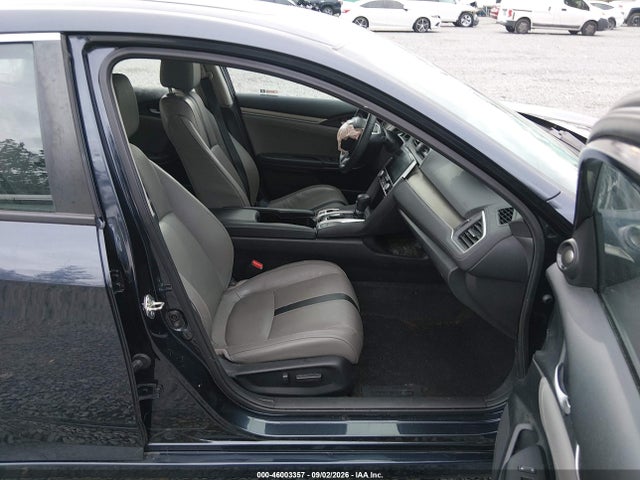 Honda Civic Touring 2018 2HGFC1F92JH640514 Image 17