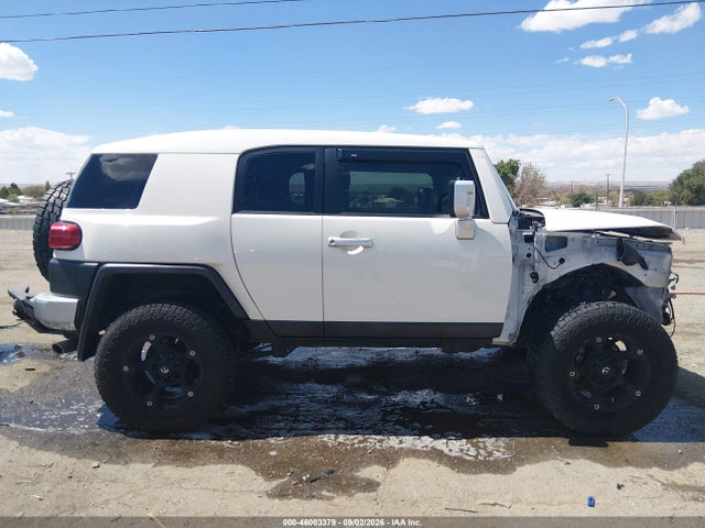 Продаж на аукціоні авто 2014 Toyota Fj Cruiser, vin: JTEBU4BF1EK182658, номер лоту: 46003379