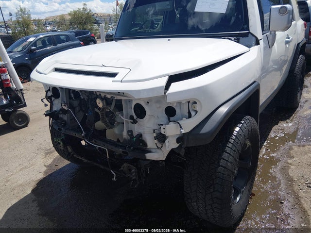 Продаж на аукціоні авто 2014 Toyota Fj Cruiser, vin: JTEBU4BF1EK182658, номер лоту: 46003379