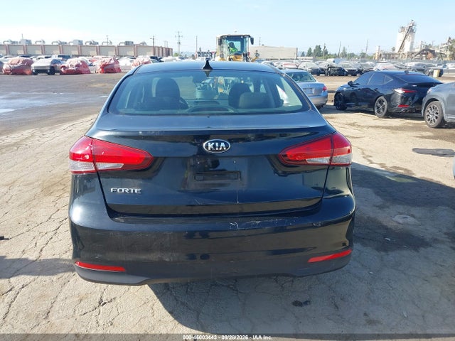 KIA FORTE LX 2017 3KPFK4A70HE039360 Image 17