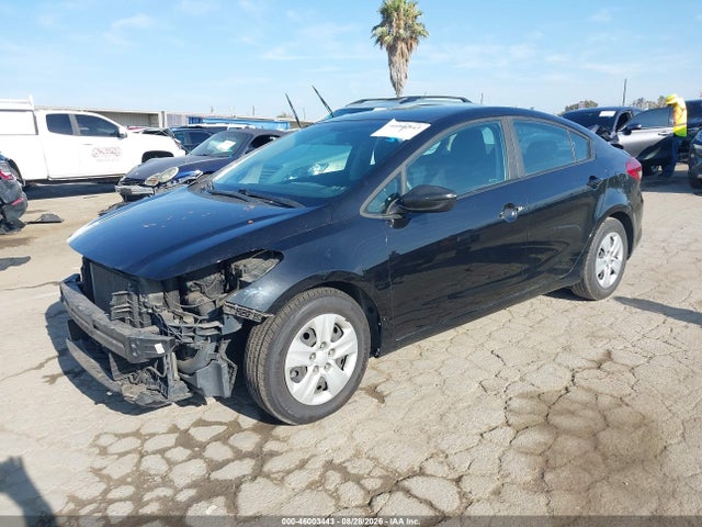 KIA FORTE LX 2017 3KPFK4A70HE039360 Image 2