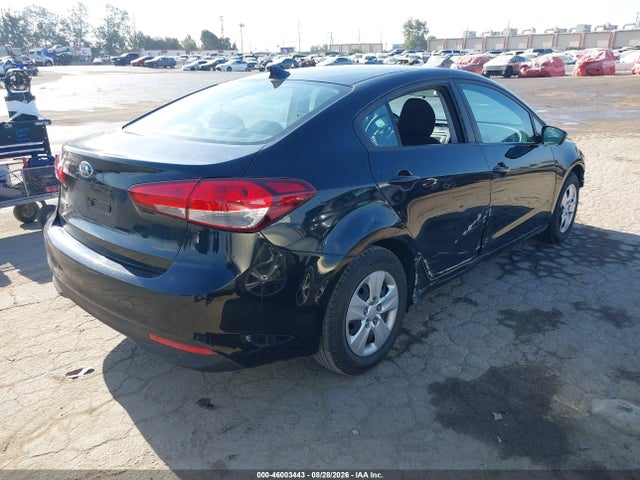 KIA FORTE LX 2017 3KPFK4A70HE039360 Image 4