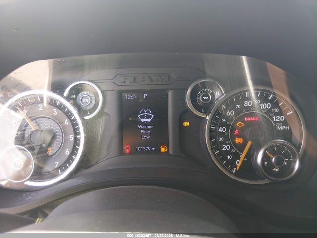 1C6SRFGTXMN696724 RAM 1500 Tradesman 4x4 5&#039;7 Box