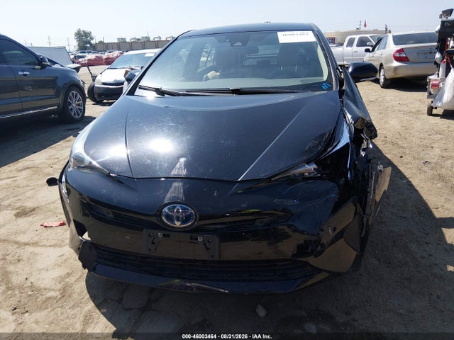 Toyota Prius Three 2018 JTDKARFU2J3549445 Image 12