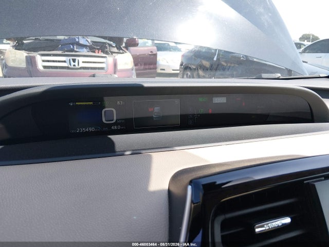 Toyota Prius Three 2018 JTDKARFU2J3549445 Image 7