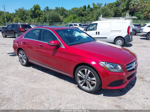 2018 Mercedes-benz C 300 4matic მანქანა იყიდება აუქციონზე, vin: 55SWF4KB7JU246303, აუქციონის ნომერი: 46003470