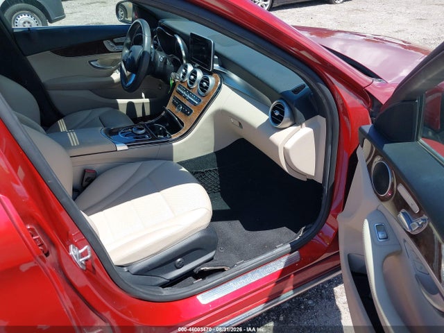 2018 Mercedes-benz C 300 4matic მანქანა იყიდება აუქციონზე, vin: 55SWF4KB7JU246303, აუქციონის ნომერი: 46003470
