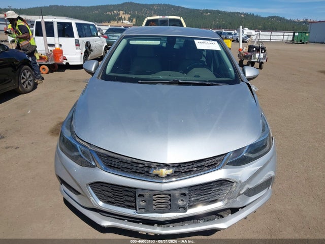 1G1BE5SMXJ7116976 Chevrolet Cruze Lt Auto