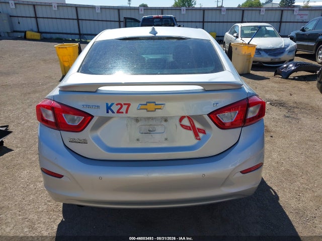 1G1BE5SMXJ7116976 Chevrolet Cruze Lt Auto