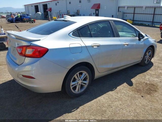 1G1BE5SMXJ7116976 Chevrolet Cruze Lt Auto