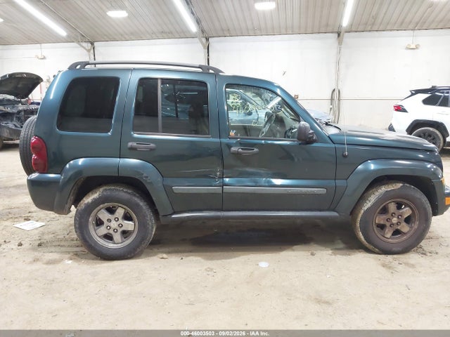 46003503 :رقم المزاد ، 1J4GL38K85W697980 vin ، 2005 Jeep Liberty Renegade مزاد بيع