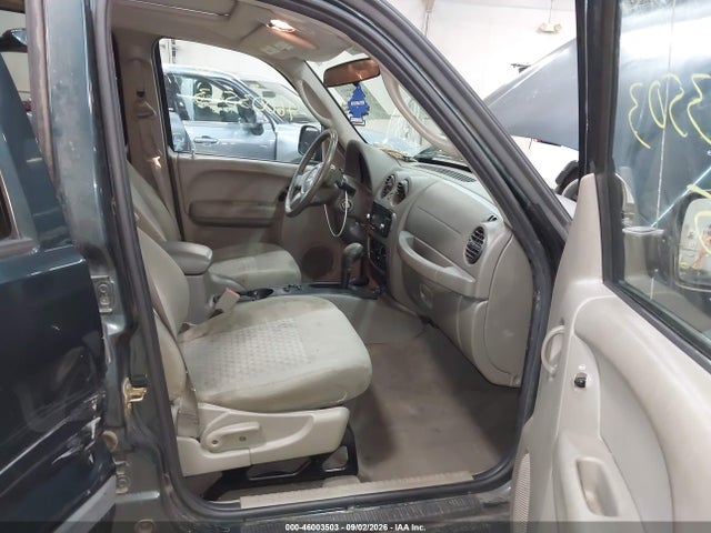 46003503 :رقم المزاد ، 1J4GL38K85W697980 vin ، 2005 Jeep Liberty Renegade مزاد بيع