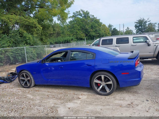 Продажа на аукционе авто 2013 Dodge Charger Road/track, vin: 2C3CDXCT8DH682163, номер лота: 46003539