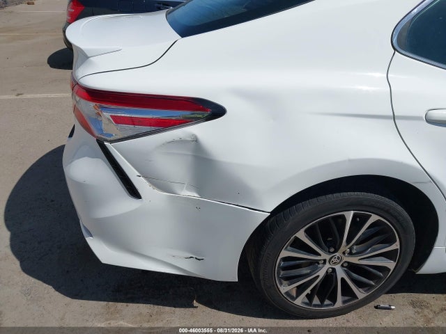 46003555 :رقم المزاد ، 4T1G11AK9LU363312 vin ، 2020 Toyota Camry Se مزاد بيع