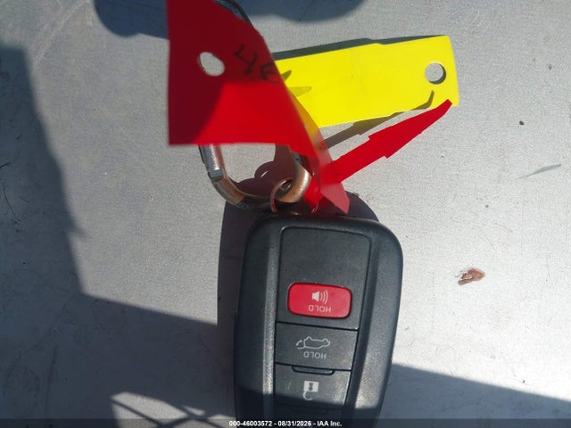 2025 Toyota Rav4 Hybrid Xle Premium მანქანა იყიდება აუქციონზე, vin: JTMB6RFV2SJ092045, აუქციონის ნომერი: 46003572
