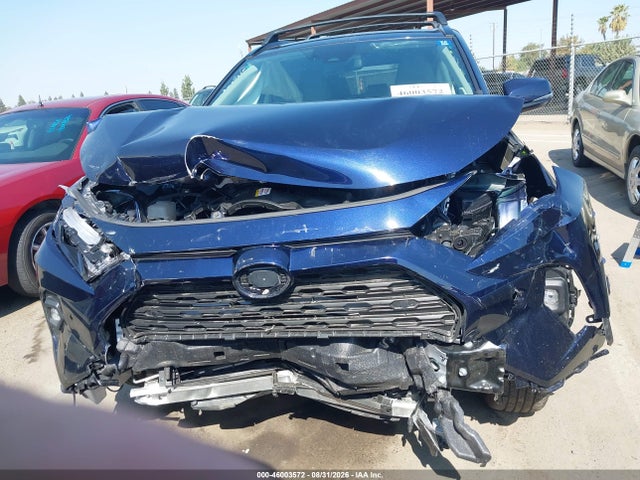 2025 Toyota Rav4 Hybrid Xle Premium მანქანა იყიდება აუქციონზე, vin: JTMB6RFV2SJ092045, აუქციონის ნომერი: 46003572