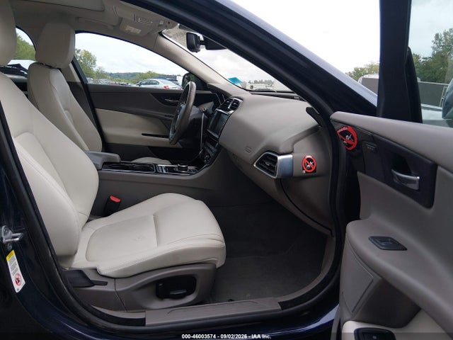 Aukcja sprzedaży 2017 Jaguar Xe 25t Premium, vin: SAJAD4BG8HA947434, numer aukcji: 46003574
