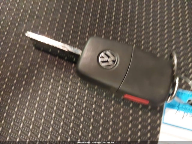 Продажа на аукционе авто 2017 Volkswagen Passat 1.8t S, vin: 1VWAT7A35HC005490, номер лота: 46003581