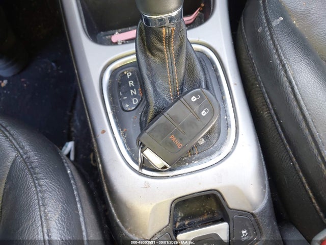 3C4NJCBB4JT411635 Jeep Compass Latitude