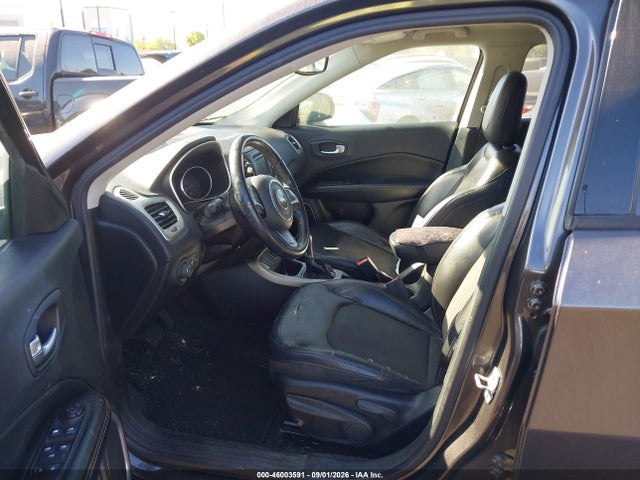 3C4NJCBB4JT411635 Jeep Compass Latitude