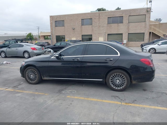Продаж на аукціоні авто 2015 Mercedes-benz C 300 Luxury 4matic, vin: 55SWF4KB4FU038726, номер лоту: 46003601