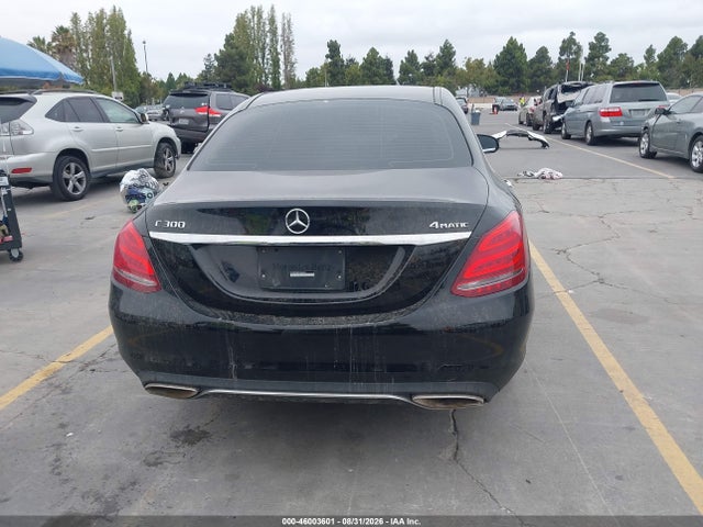 Продаж на аукціоні авто 2015 Mercedes-benz C 300 Luxury 4matic, vin: 55SWF4KB4FU038726, номер лоту: 46003601