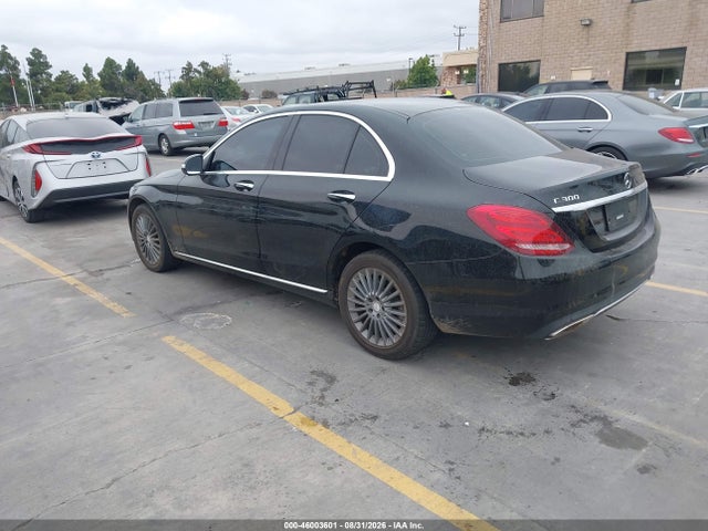 Продаж на аукціоні авто 2015 Mercedes-benz C 300 Luxury 4matic, vin: 55SWF4KB4FU038726, номер лоту: 46003601