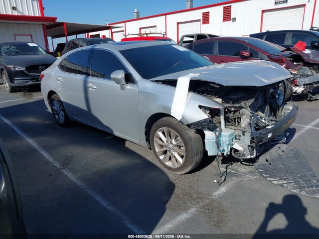 2013 Lexus Es 300h მანქანა იყიდება აუქციონზე, vin: JTHBW1GG9D2009336, აუქციონის ნომერი: 46003628