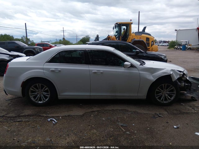 Продаж на аукціоні авто 2015 Chrysler 300 Limited, vin: 2C3CCAAG8FH802102, номер лоту: 46003629