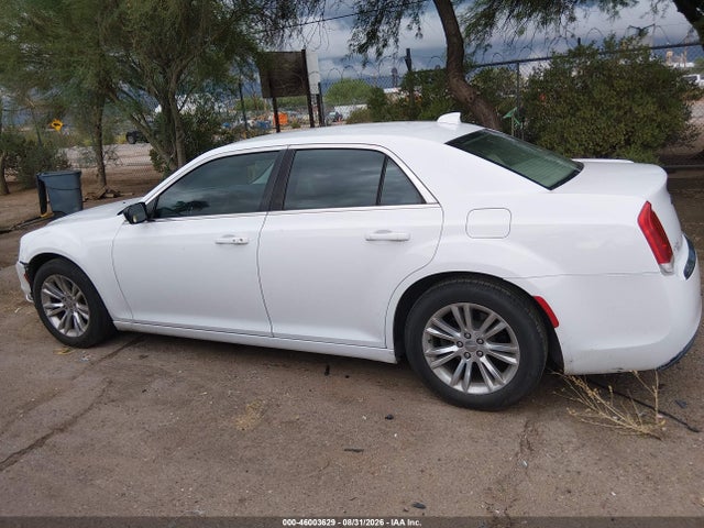 Продаж на аукціоні авто 2015 Chrysler 300 Limited, vin: 2C3CCAAG8FH802102, номер лоту: 46003629