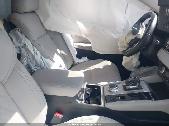Продаж на аукціоні авто 2023 Mitsubishi Outlander Sel 2.5 2wd/sel Black Edition 2wd, vin: JA4J3VA85PZ030513, номер лоту: 46003632