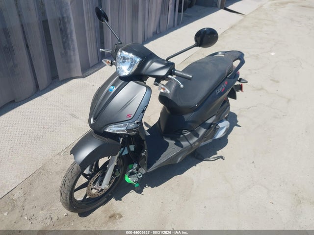 Piaggio Liberty 150/150 S 2023 ZAPM898G1P7003957 Image 2
