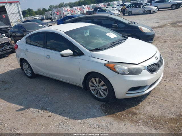 46003640 :رقم المزاد ، KNAFX4A86F5283952 vin ، 2015 Kia Forte Ex مزاد بيع