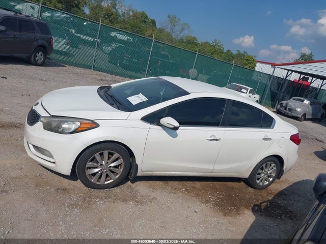 46003640 :رقم المزاد ، KNAFX4A86F5283952 vin ، 2015 Kia Forte Ex مزاد بيع