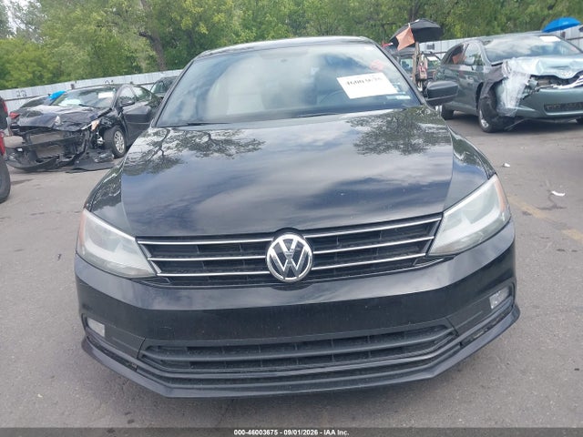 3VWD17AJ2GM282693 Volkswagen Jetta 1.8t Sport