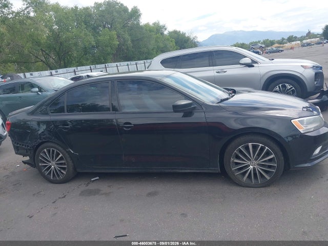 3VWD17AJ2GM282693 Volkswagen Jetta 1.8t Sport