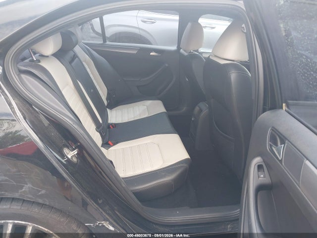 3VWD17AJ2GM282693 Volkswagen Jetta 1.8t Sport