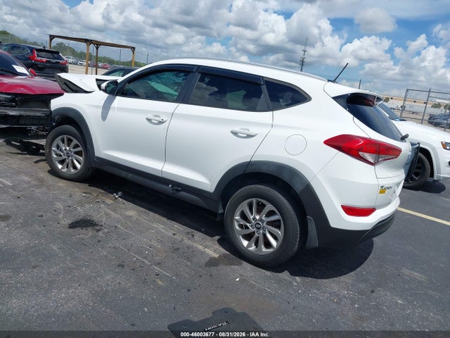 Продажа на аукционе авто 2016 Hyundai Tucson Se, vin: KM8J33A47GU125218, номер лота: 46003677