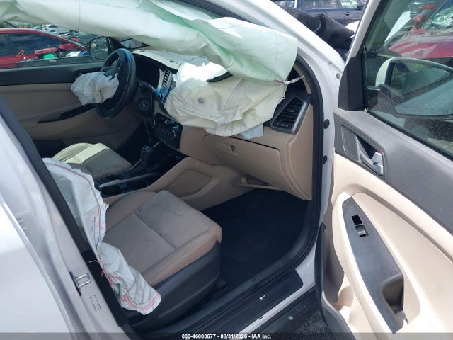 Продажа на аукционе авто 2016 Hyundai Tucson Se, vin: KM8J33A47GU125218, номер лота: 46003677