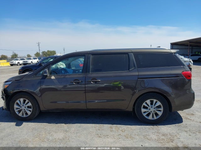 KIA SEDONA LX 2016 KNDMB5C19G6182494 Image 14