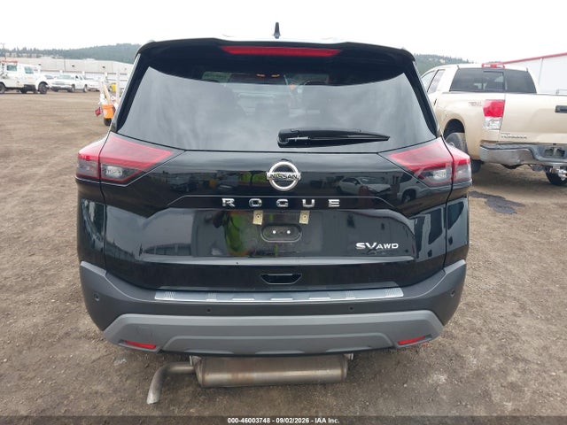 46003748 :رقم المزاد ، 5N1AT3BB6MC817940 vin ، 2021 Nissan Rogue Sv Intelligent Awd مزاد بيع